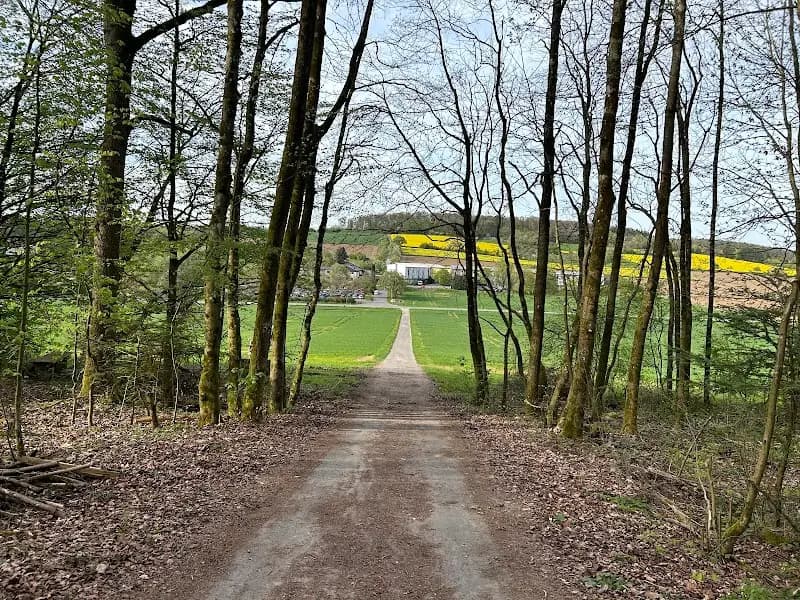 Gesundheitszentrum an der Höhle